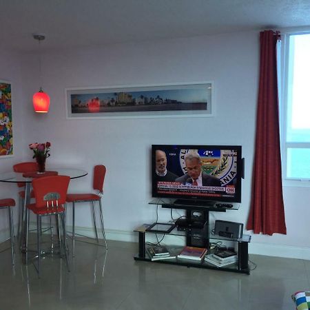 Castle Beach - Great Views Apartment Miami Beach Bagian luar foto