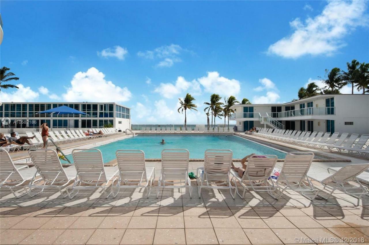 Castle Beach - Great Views Apartment Miami Beach Bagian luar foto