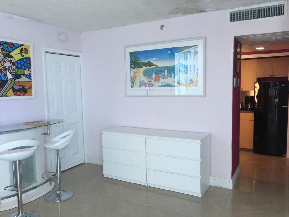 Castle Beach - Great Views Apartment Miami Beach Bagian luar foto