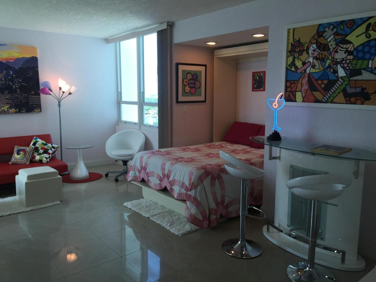Castle Beach - Great Views Apartment Miami Beach Bagian luar foto